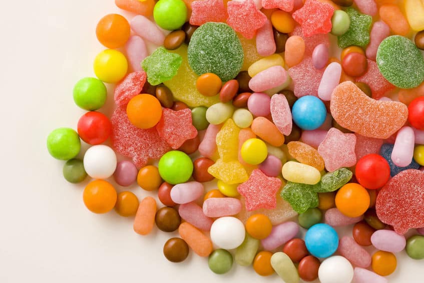 ガムとチョコレートを一緒に食べるとガムがなくなる理由に関する雑学