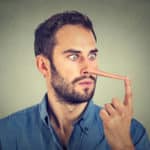 視線の動きでウソを見抜けるということに関する雑学