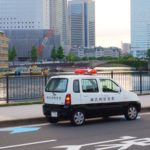 パトカーはもともと白一色だったという雑学