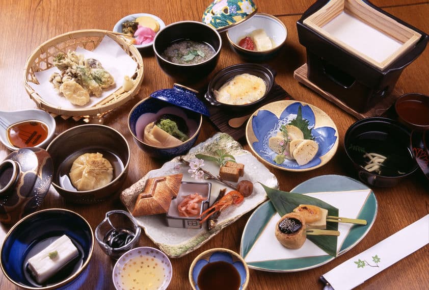 和食の食べ方には決まりがあるという雑学