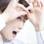白髪を抜くと白髪が増えるはウソ！という雑学