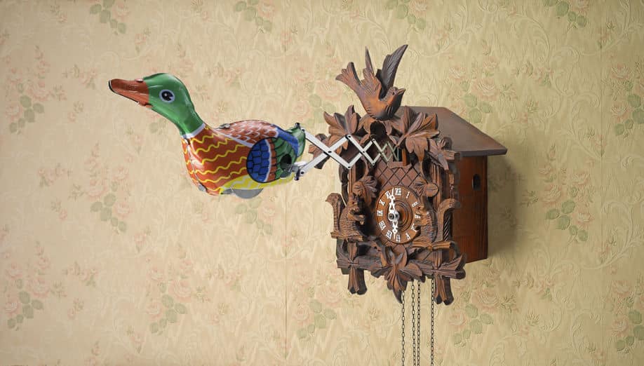 鳩時計の鳥はハトではないという雑学