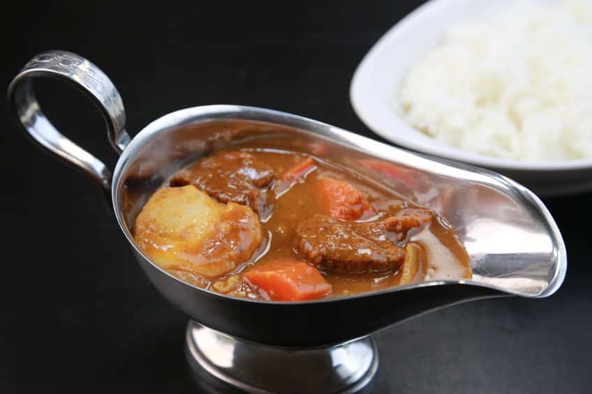 カレーライスとライスカレー、盛り付けの「ハイカラさ」が違うというトリビア