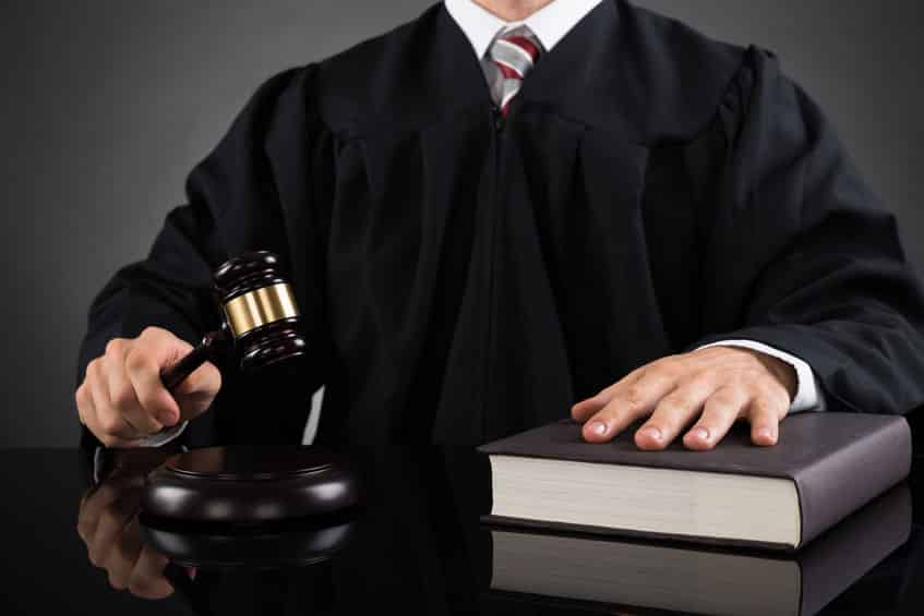 裁判員も法服になるはずだった!?というトリビア