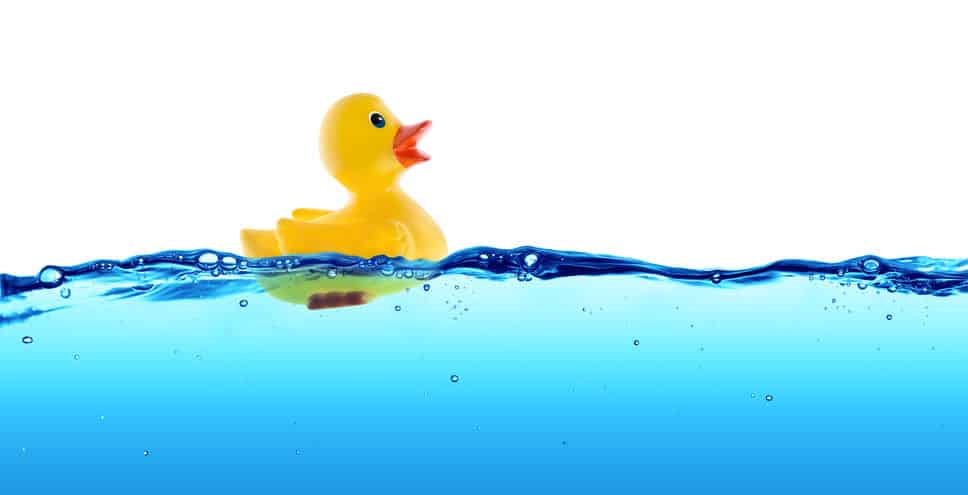一円玉が水に浮く理由は大きく分けると3つというトリビア