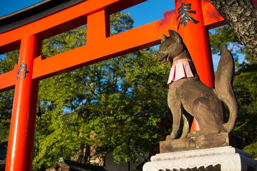 稲荷神社の神様は狐ではないという雑学