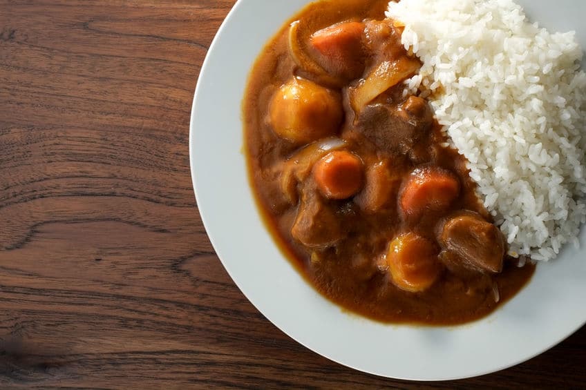 カレーパンマンは顔の一部をあげないというトリビア