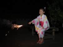 手持ち花火のヒラヒラは火をつけるところではないという雑学