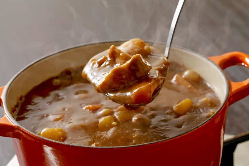 カレーを食べるとアルツハイマーを予防してくれる?という雑学
