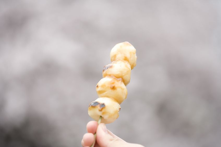 せんべいの歴史は1人のお婆さんから始まったというトリビア
