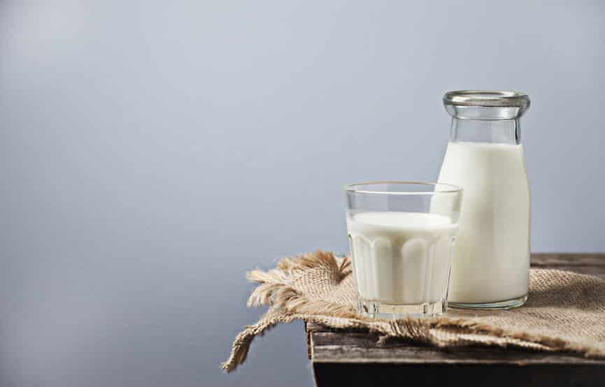 違法?ペットボトルの牛乳が日本で販売されていない理由についての雑学まとめ