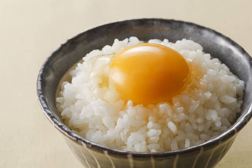 生デ食ベルノカヨ!?卵かけご飯を食べているのは日本だけ!というトリビアまとめ