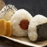 「おむすび」は本来三角形と決まっている？という雑学