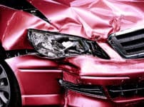 盗難車が事故を起こすと所有者も責任を問われることがあるという雑学