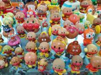 アンパンマンは初期のころ、パンを配るおじさんだったという雑学