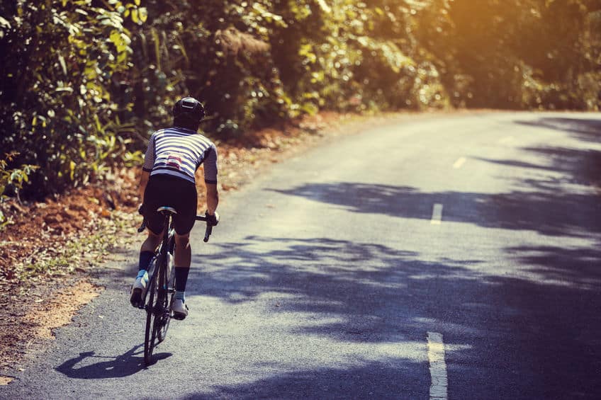 「自転車は常に端を走らないといけない」はちょっと違うというトリビア