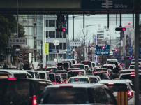 自動車の運転は最高速度違反だけでなく、最低速度違反もあるという雑学