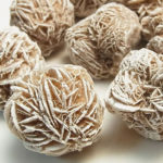 「砂漠のバラ」と呼ばれる鉱物の結晶があるという雑学