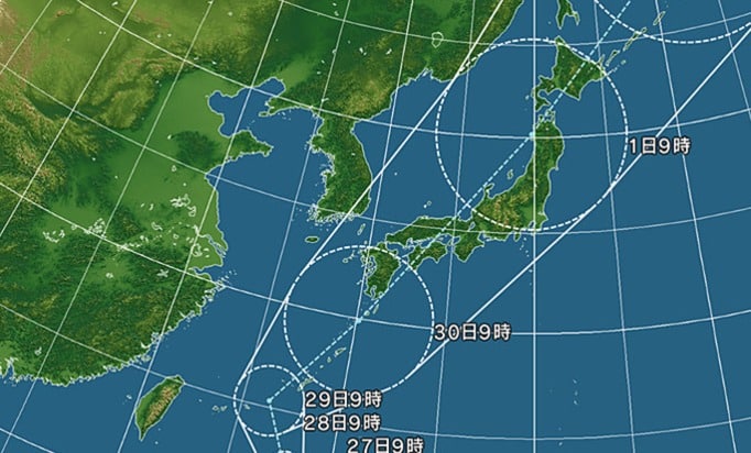 台風はどうして日本に向かって曲がってくるのかという雑学