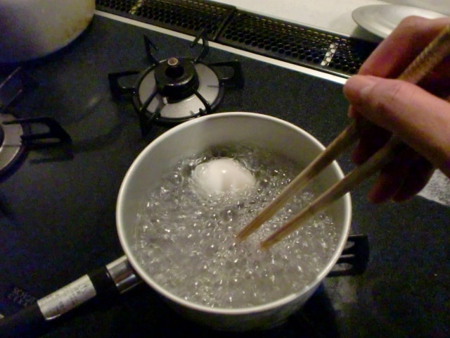 黄身返し卵の最後の段階