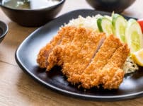 とんかつは日本人が作った料理という雑学
