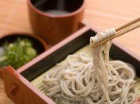 そばは音を立てて食べてもOK？に関する雑学