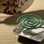 蚊取り線香がうずまき型なのは、長時間燃焼させるための秘策だったという雑学
