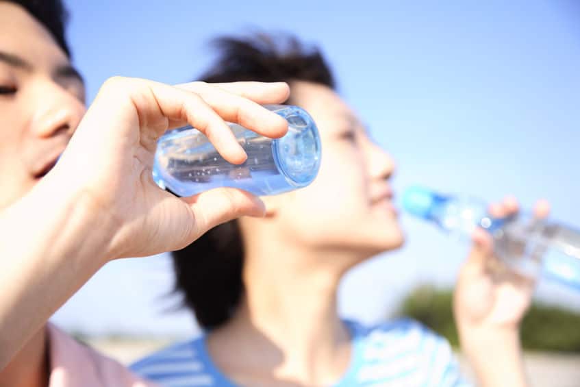 なぜラムネのビンにはビー玉が入っているの?というトリビア
