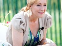 「ハリー・ポッター」シリーズの作者J・K・ローリングは、生活保護を受けていたという雑学