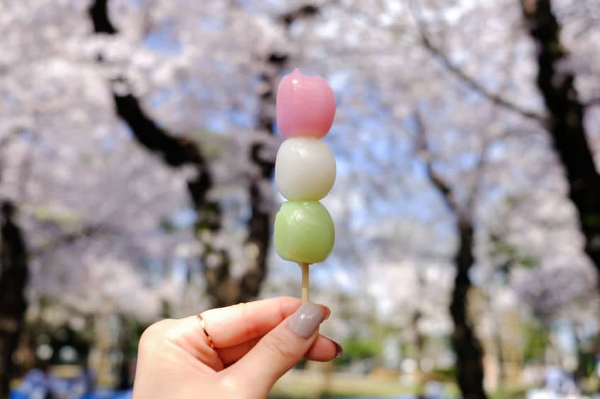 お花見団子はなぜ三色?由来は豊臣秀吉だった!という雑学まとめ