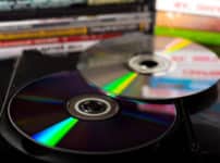 CDの最大録音時間の74分42秒は、ベートーベン「第九」を全て収録するためという雑学