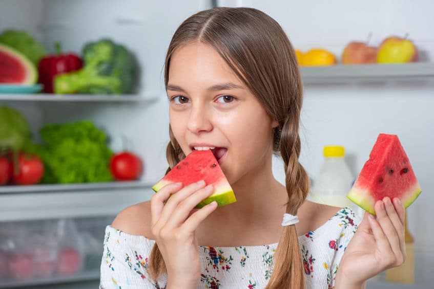 スイカは冷蔵庫で保存してはいけないというトリビア