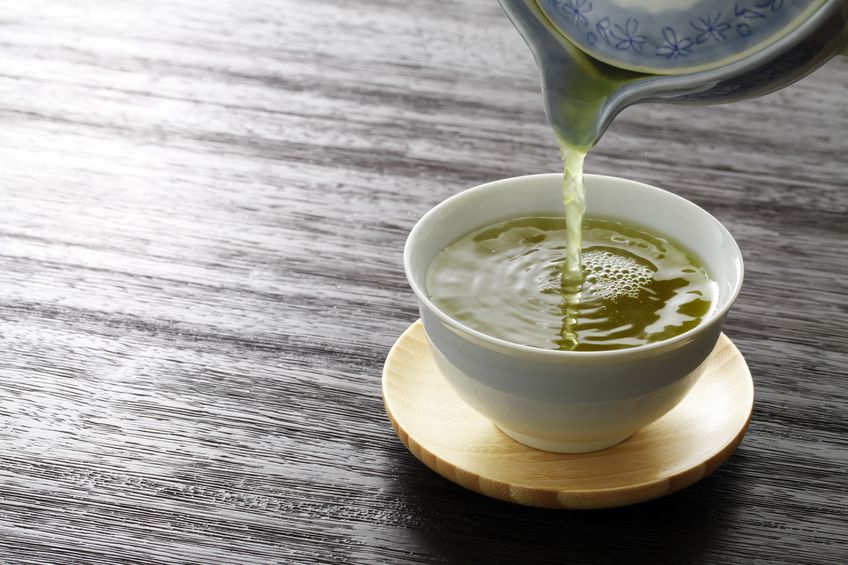 緑茶で集中力がアップする可能性。"カフェイン"と"テアニン"の力についての雑学まとめ