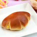 クリームパンがグローブの形になる理由についての雑学