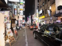 タクシーの深夜料金が3割増になる理由に関する雑学