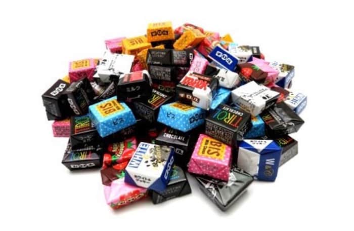 チロルチョコにも昔は溝があったという雑学
