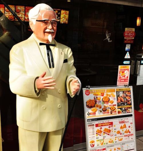 日本のケンタッキーでカーネルおじさんが採用された理由に関する雑学