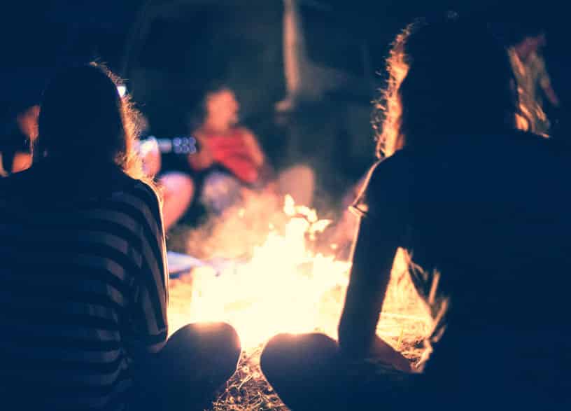 夜にまつわる迷信の根拠とされる説についてのトリビア