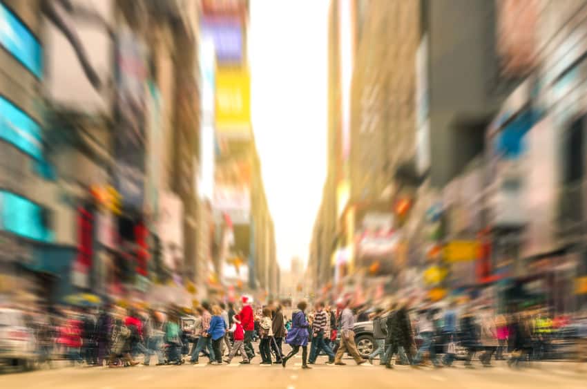 10年前と比べると、歩く速度はどうなってるかというトリビア