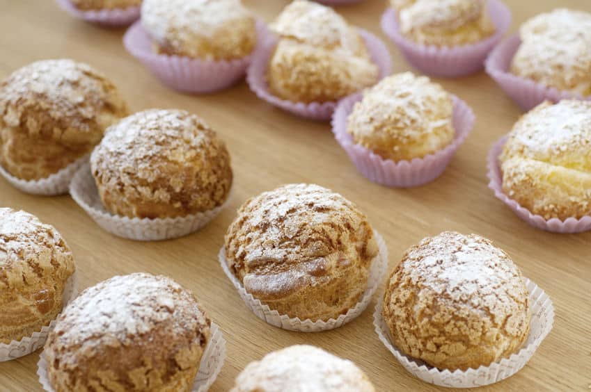 クリームパンはシュークリームを参考に作られたというトリビア