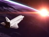 地球から太陽までは、光の速さだと8分20秒かかるという雑学