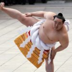 力士が四股をふむ理由に関する雑学