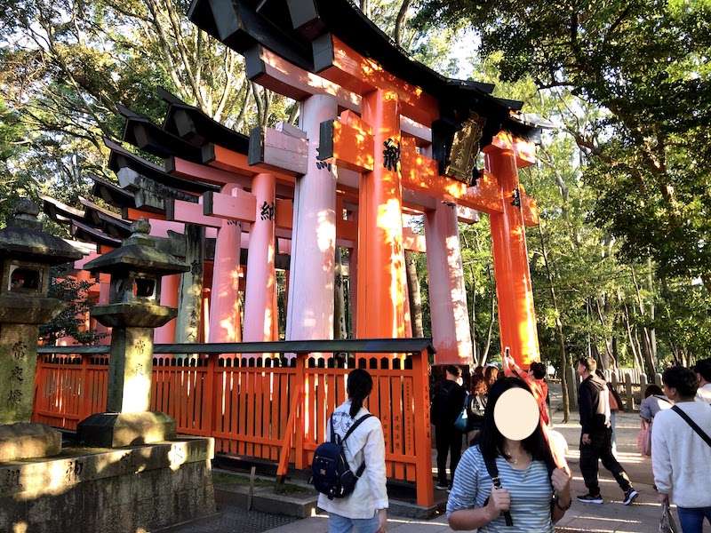 伏見稲荷大社の千本鳥居の入り口