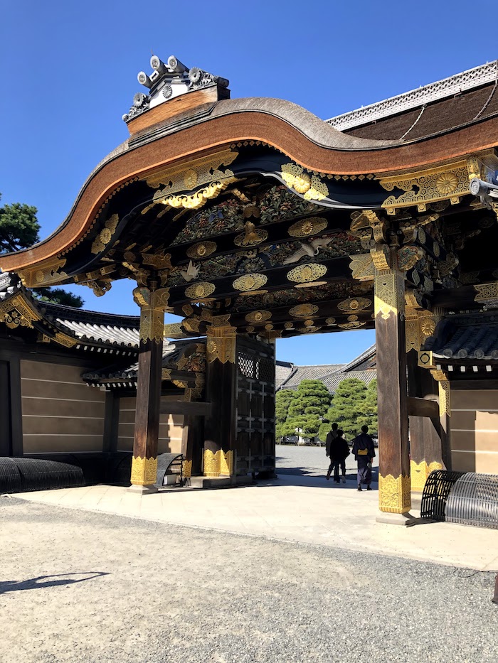 二条城の二の丸御殿入り口