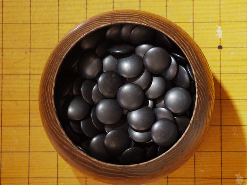 黒石の方が0.3mm大きいというトリビア