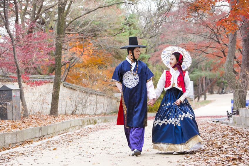 韓国では毎月14日が記念日という雑学