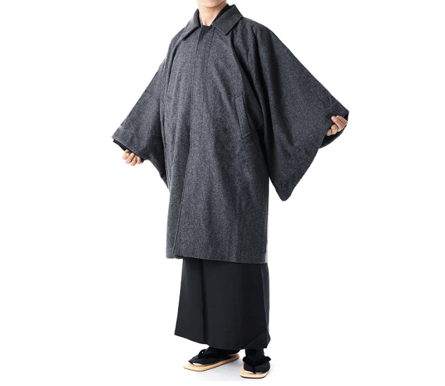 「クソデカ」の由来は刑事の着る服にあった!というトリビア