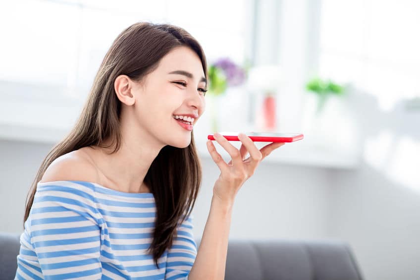 聴覚器官への音の伝わり方によって、聞こえ方は変わるというトリビア