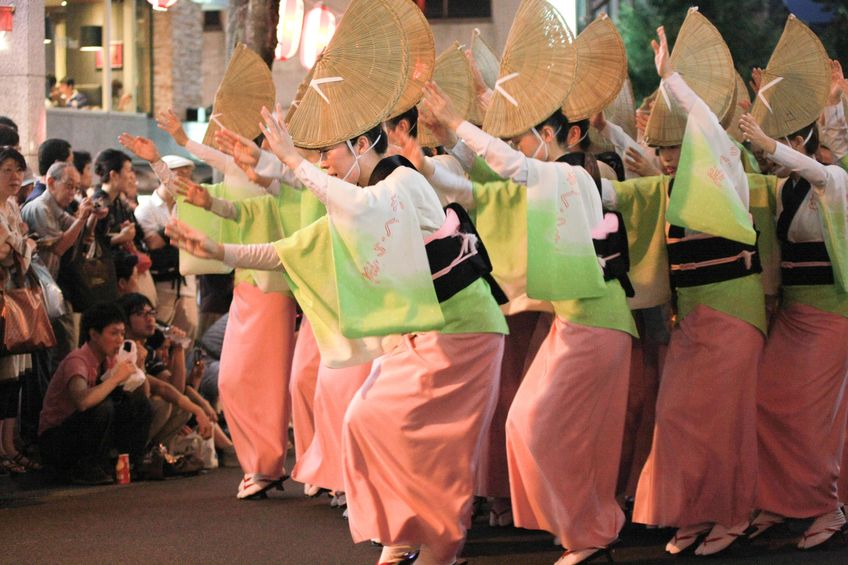 盆踊りの起源は踊念仏という雑学