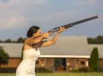 できちゃった婚はアメリカでは「ショットガンウエディング」と呼ぶという雑学
